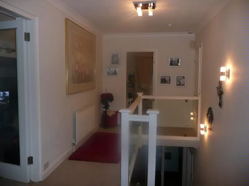 Corridor at Film location D2059 in Merseyside (photo 6)