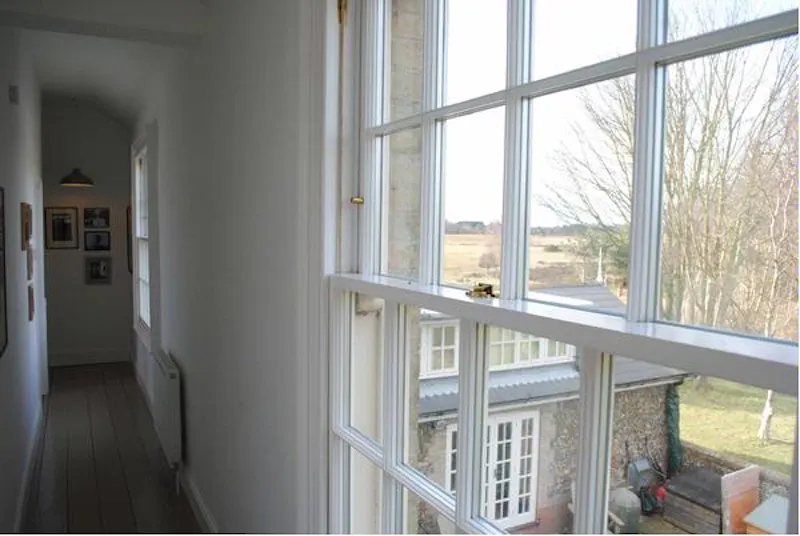Corridor at Film location C809 in Suffolk (photo 13)