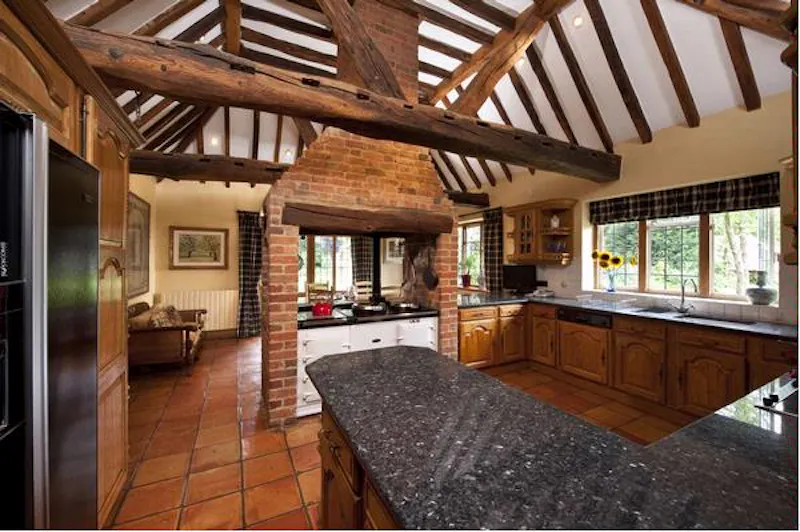 Beams at Country views Surrey Tudor style home, M274 (photo 5)
