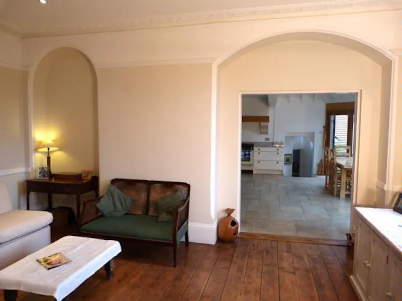 Handsome house in Henley, B1546 (photo 12)