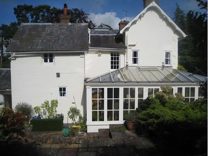 Ex-hunting lodge in Aylesbury, A1257 (photo 18)