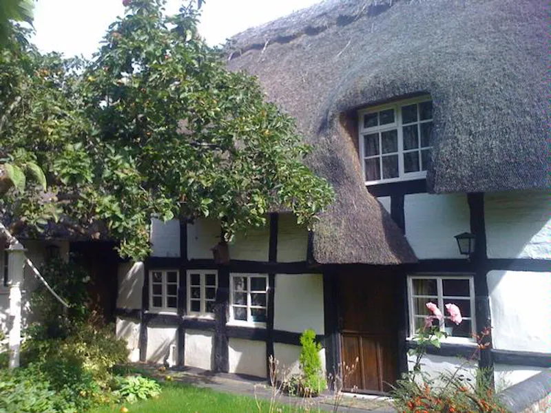 Film location C810 in Worcestershire (photo 1)