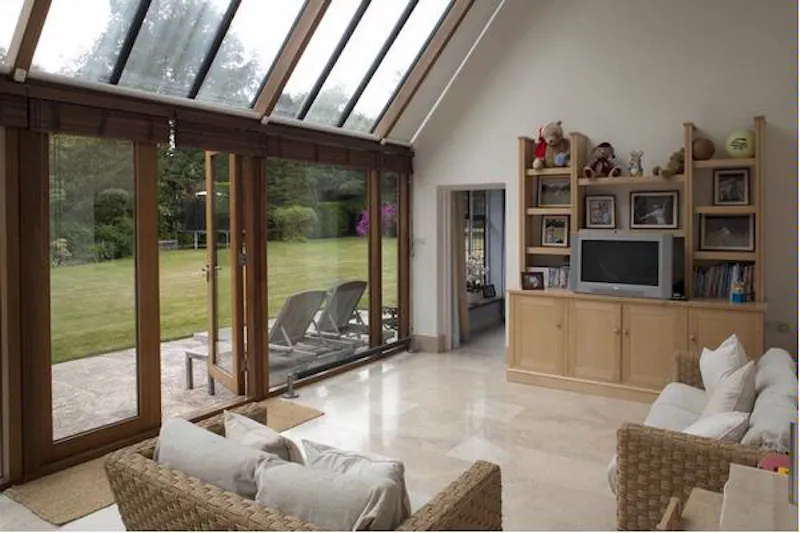 Conservatory at Walton-on-Thames Arts and Craft, D2063 (photo 5)