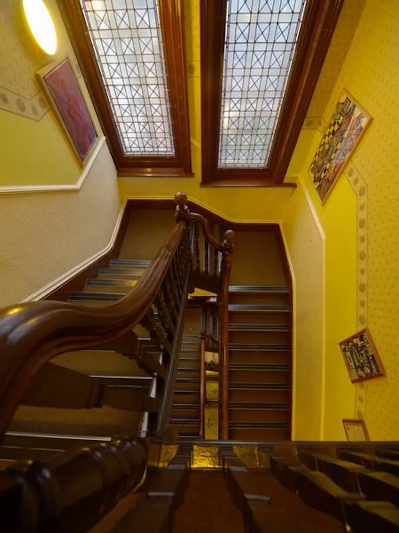 Knightsbridge school, J210 (photo 18)