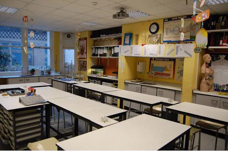 Knightsbridge school, J210 (photo 22)