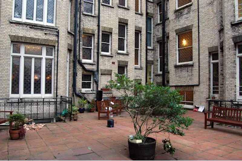 Terrace/Patio at Knightsbridge school, J210 (photo 26)