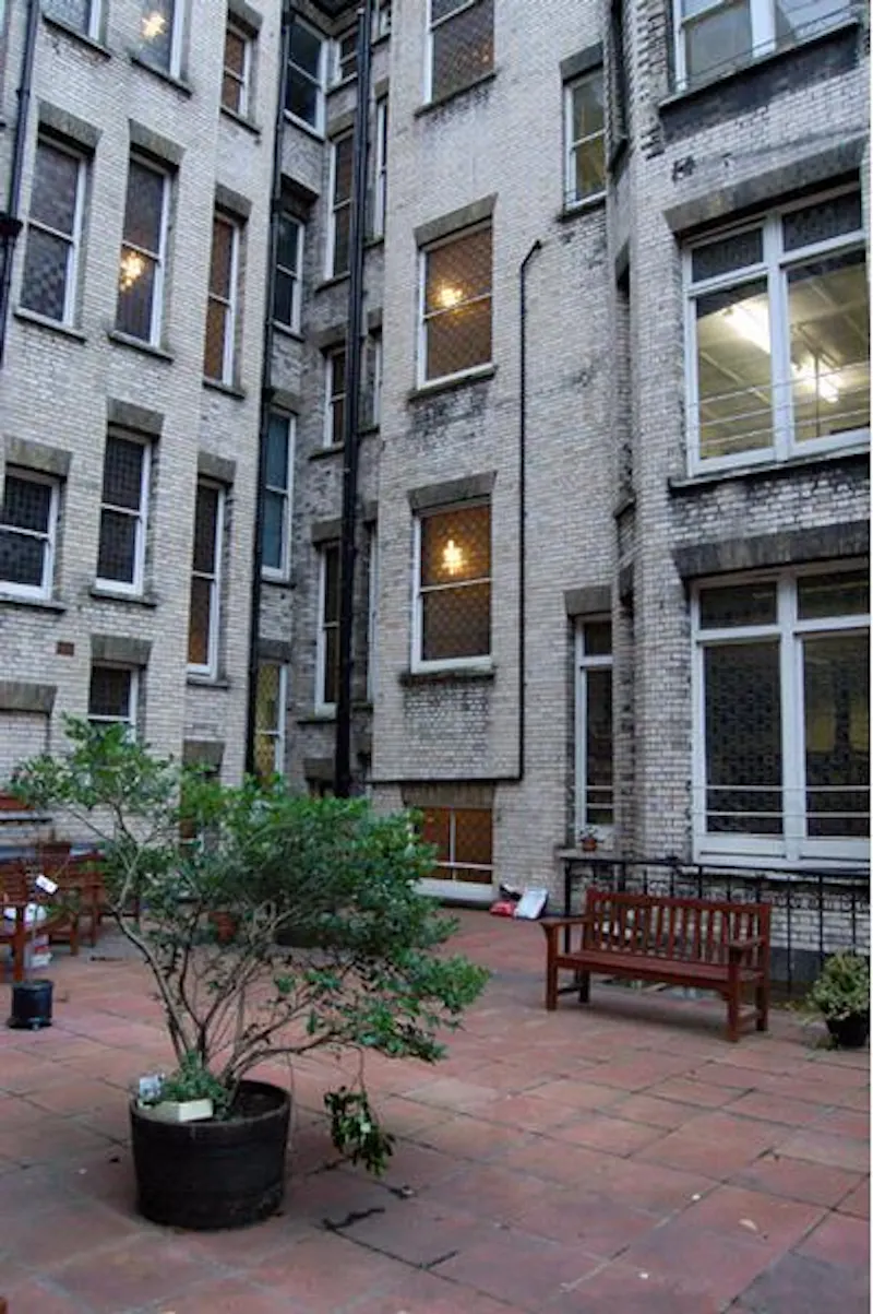 Knightsbridge school, J210 (photo 27)