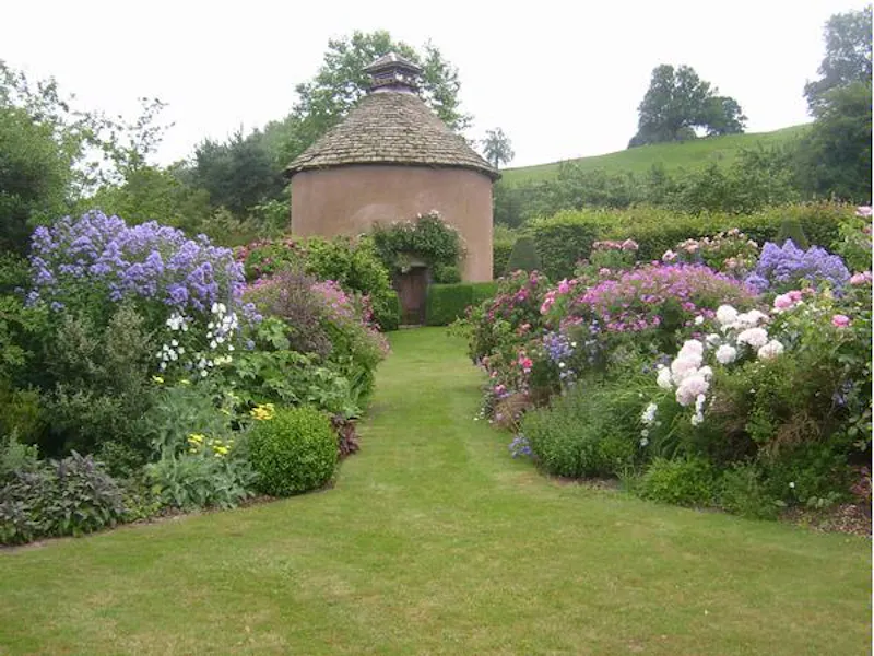 Scenic country house in Thornbury, A1259 (photo 5)