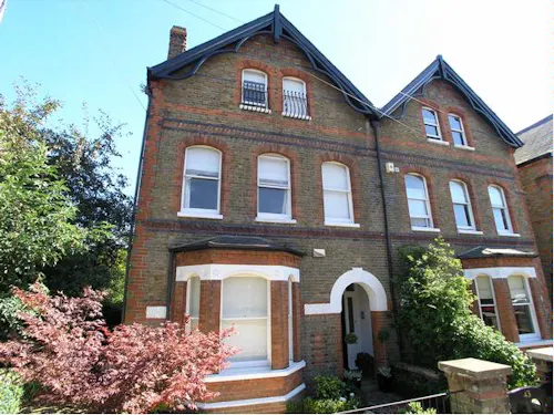 Large Victorian house in Windsor, B1551