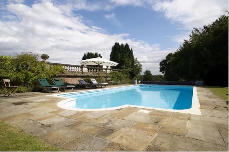 Swimming pool - outdoor at Shoot and stay in King's Lynn, E349 (photo 47)