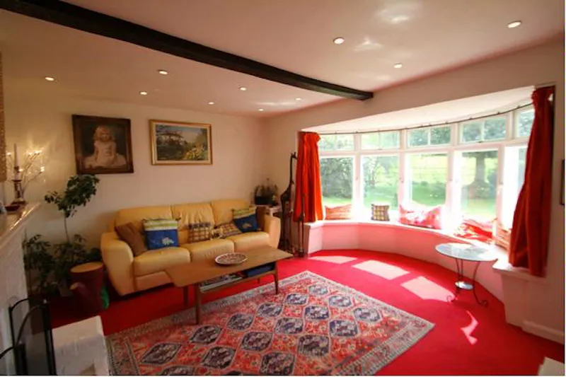 Living Room at Film location C812 in West Sussex (photo 10)