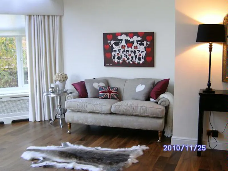 Film location D2065 in Surrey (photo 6)