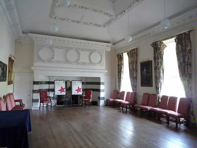 Boardroom at Croydon palace and venue, G276 (photo 8)