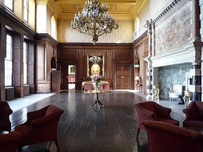 Fireplace at Croydon palace and venue, G276 (photo 13)