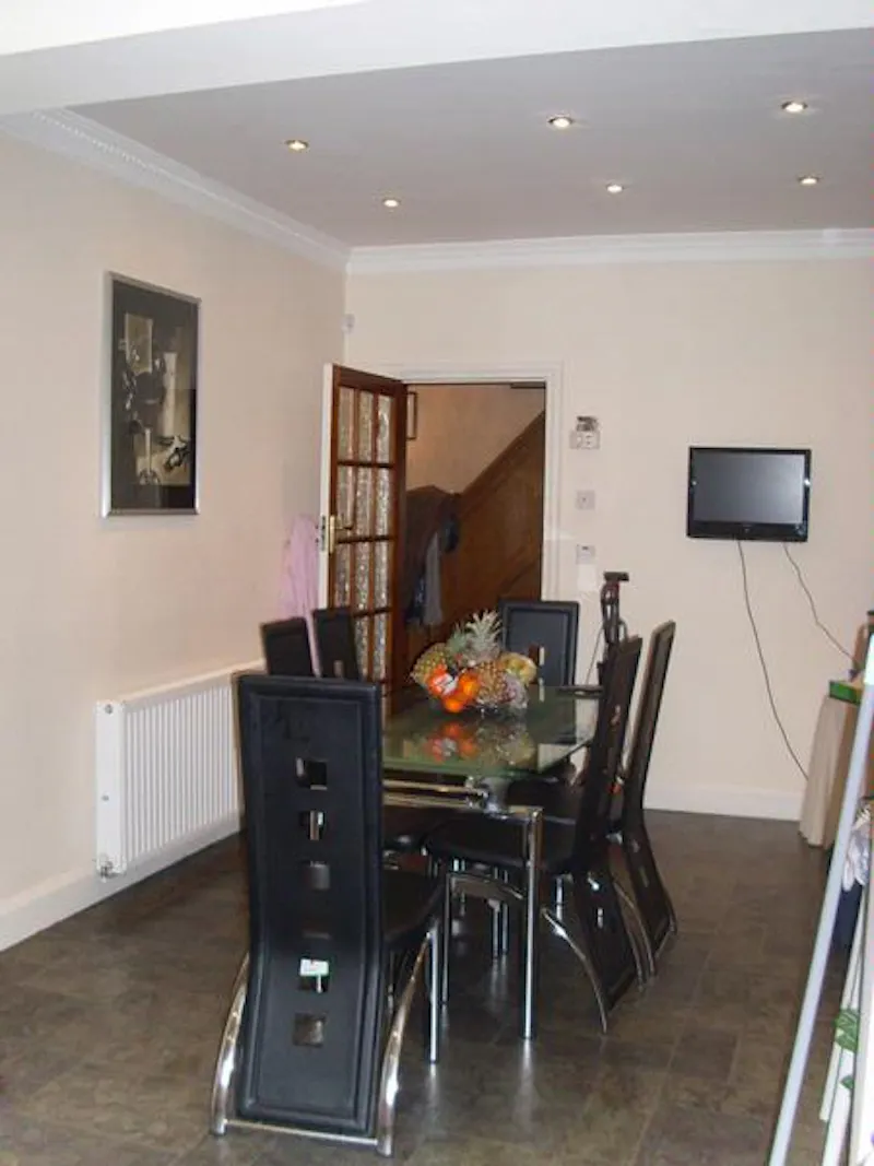 Film location D2066 in London (photo 11)