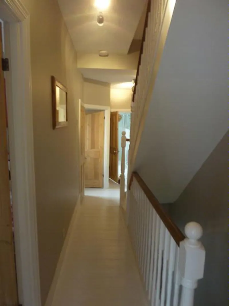 Brentford family house, B1210 (photo 16)