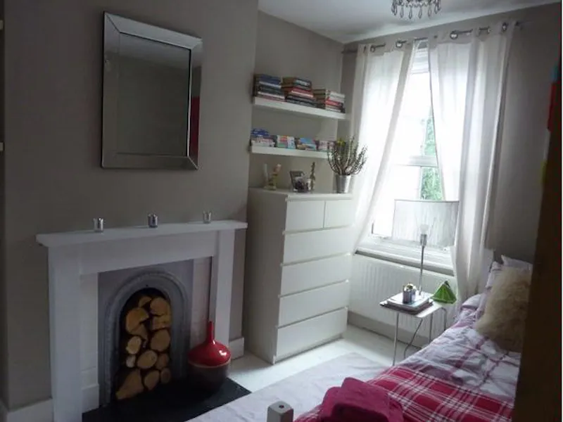 Brentford family house, B1210 (photo 25)