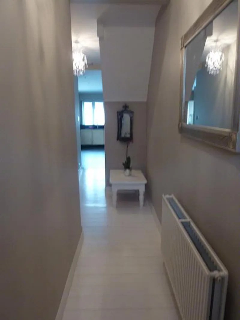 Brentford family house, B1210 (photo 26)