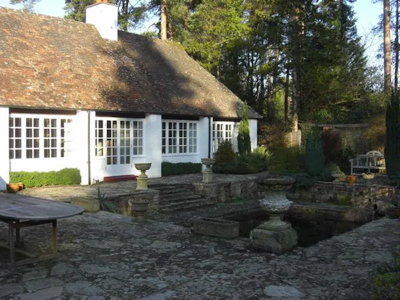 Film location E350 in Surrey (photo 10)
