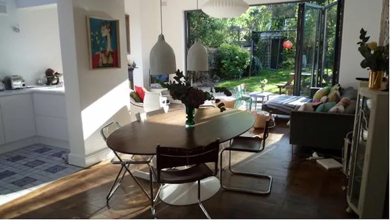 Open plan at Golders Green Family home, B1558 (photo 4)