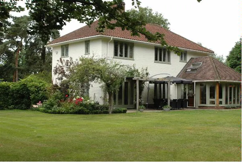 Old parsonage in Shackleford, D2069 (photo 21)