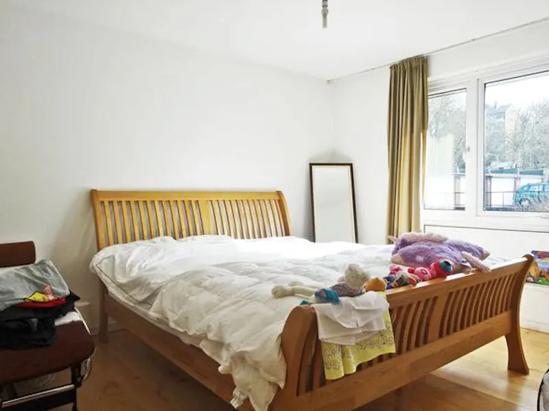 Bedroom at Forest Hill modern Townhouse, B1559 (photo 5)