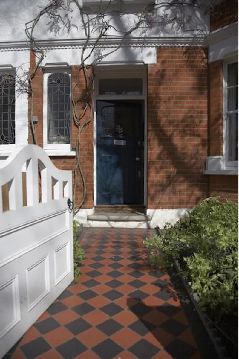 Film location E351 in London (photo 2)