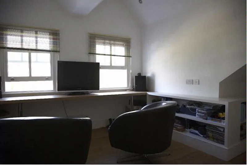 Film location E351 in London (photo 33)