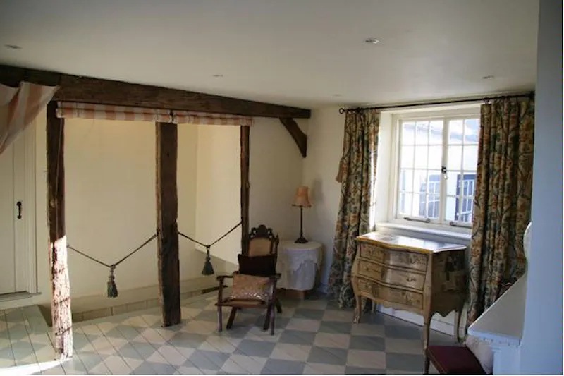 Medieval merchants house in Sandwich, M277 (photo 34)