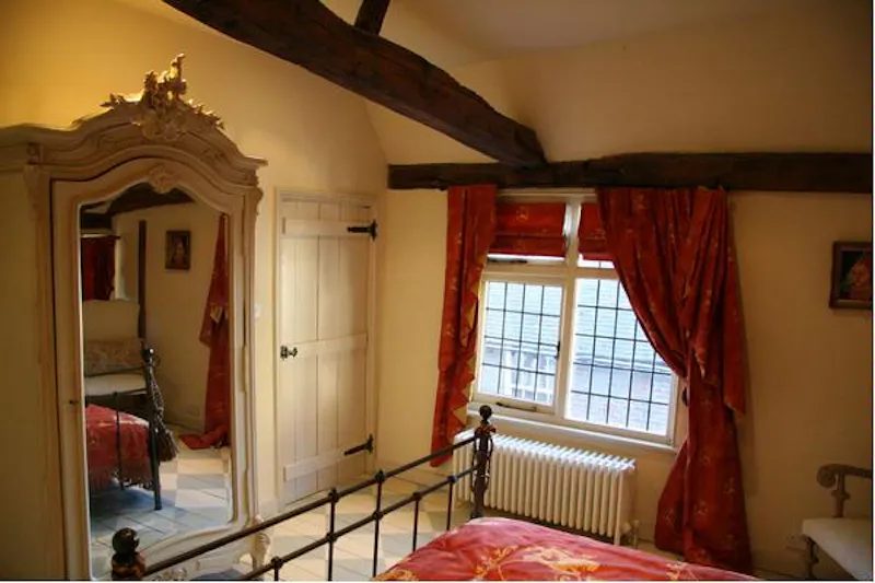 Medieval merchants house in Sandwich, M277 (photo 37)