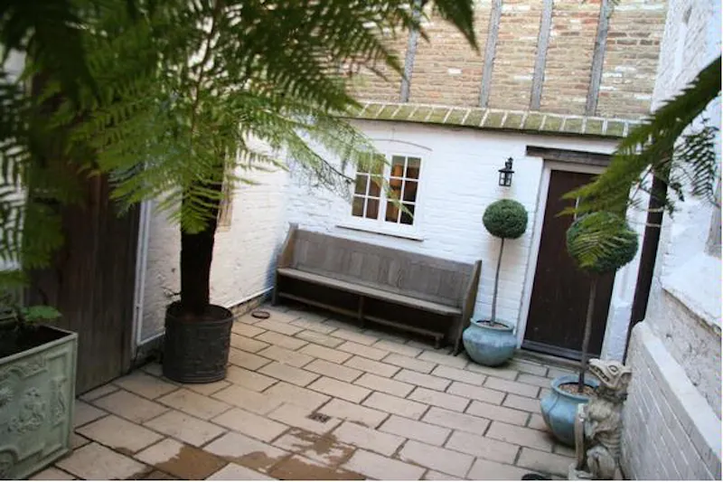 Terrace/Patio at Medieval merchants house in Sandwich, M277 (photo 43)