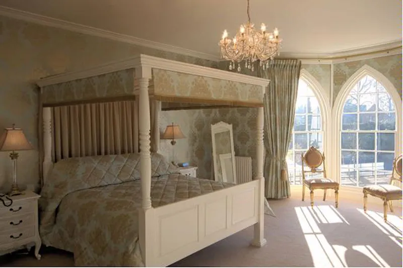 Bedroom at Luxury Southam hotel and venue, R763 (photo 6)