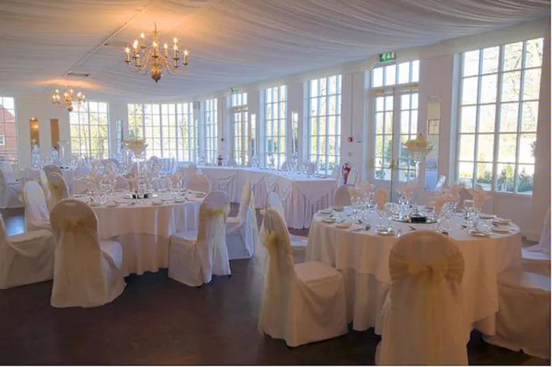 Luxury Southam hotel and venue, R763 (photo 7)