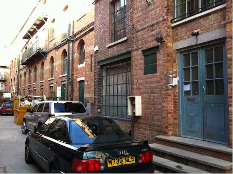 Fawe Street loft apartment, F994 (photo 24)