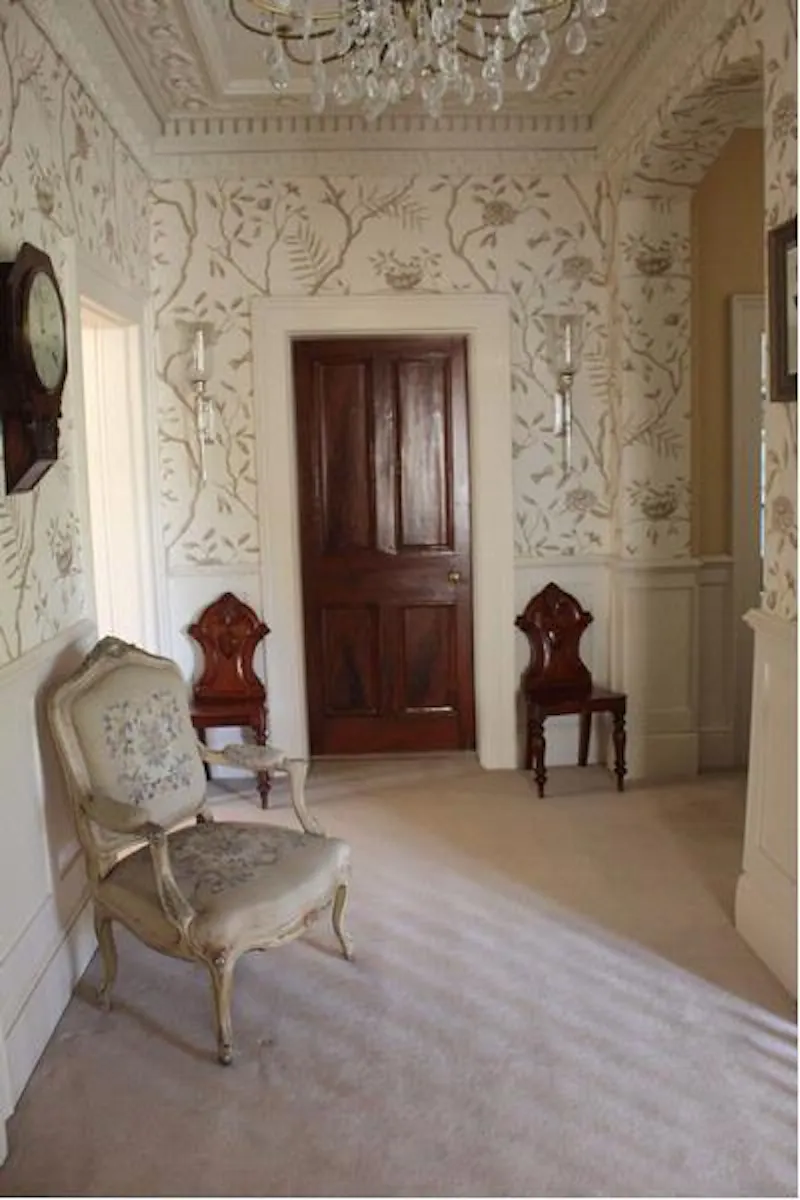 Corridor at Classic townhouse in Bristol, A1267 (photo 15)