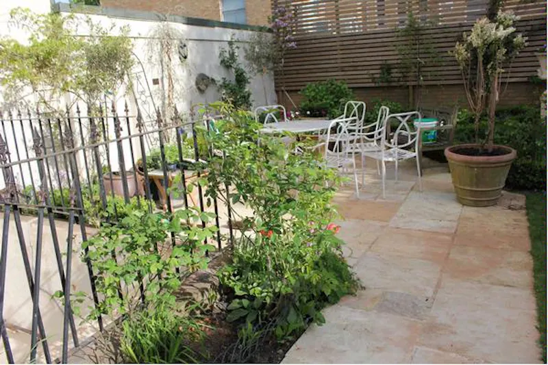 Classic townhouse in Bristol, A1267 (photo 24)