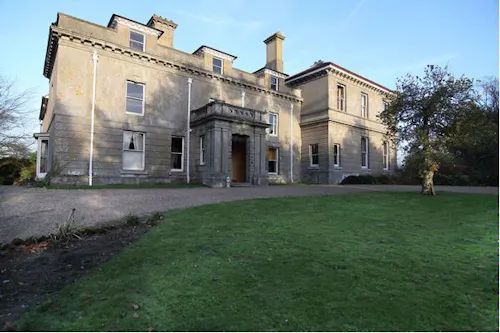Georgian manor near Faversham, A1268