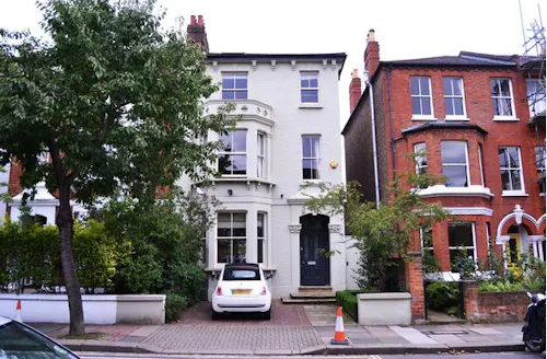 Stylish Wandsworth house, B1560