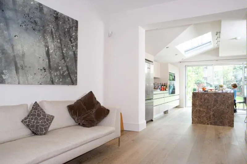 Open plan at Stylish Wandsworth house, B1560 (photo 11)