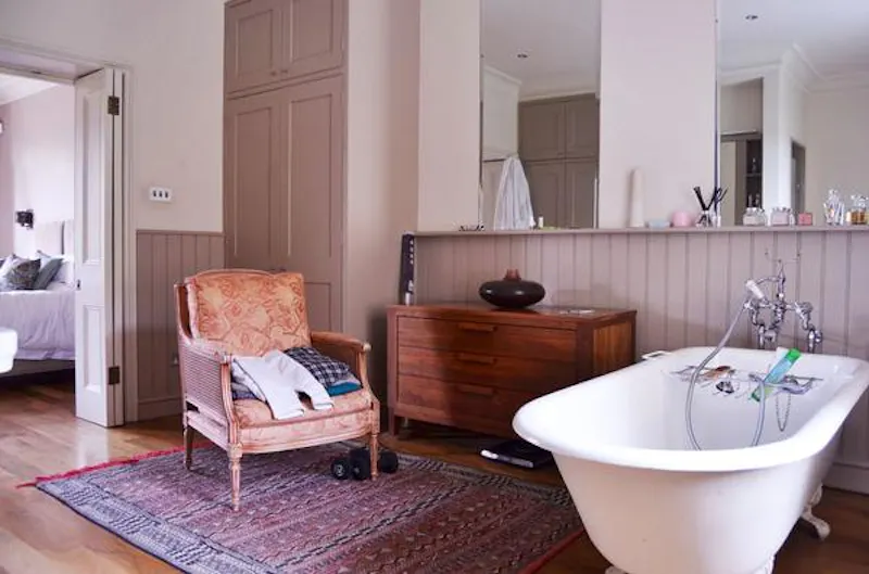 Bathroom at Stylish Wandsworth house, B1560 (photo 23)