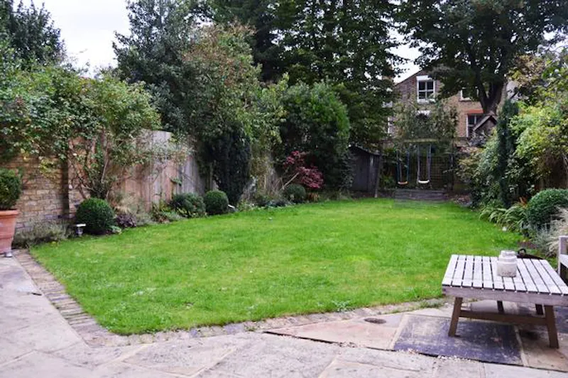 Stylish Wandsworth house, B1560 (photo 34)