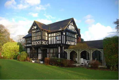 Kentish Mock Tudor sanctuary, M278