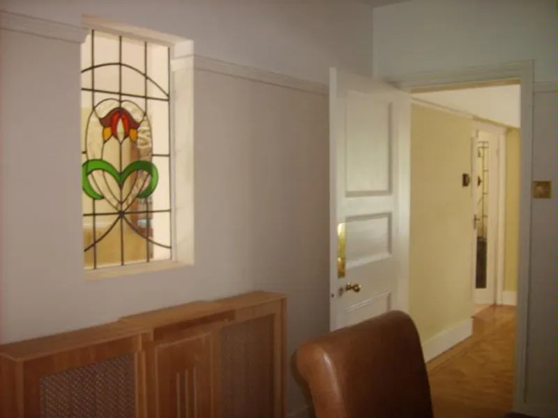 Taplow period family home, E356 (photo 9)