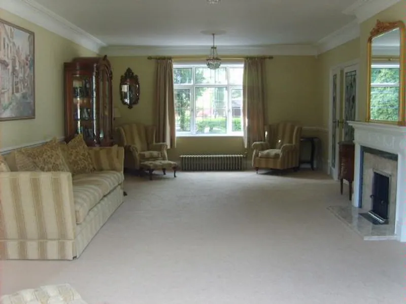 Living Room at Taplow period family home, E356 (photo 10)
