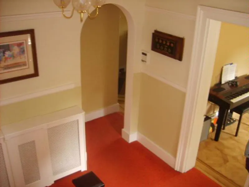 Taplow period family home, E356 (photo 14)