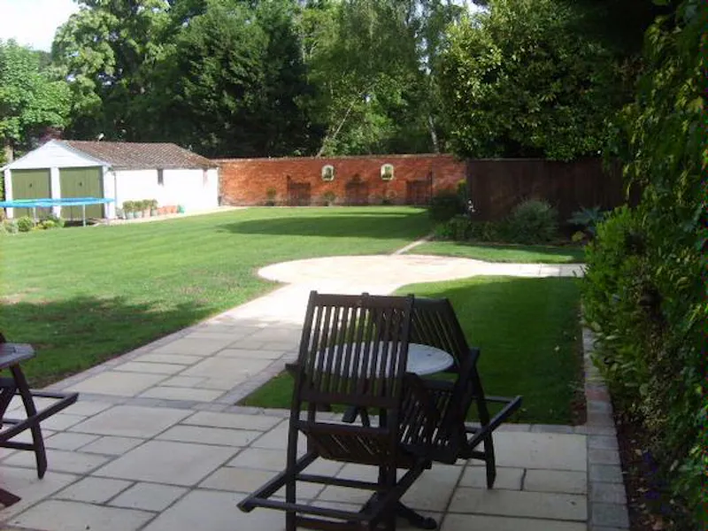 Taplow period family home, E356 (photo 23)