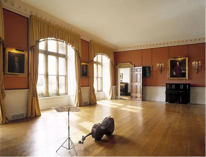 Floor - wooden at Grand Elizabethan manor, H118 (photo 4)