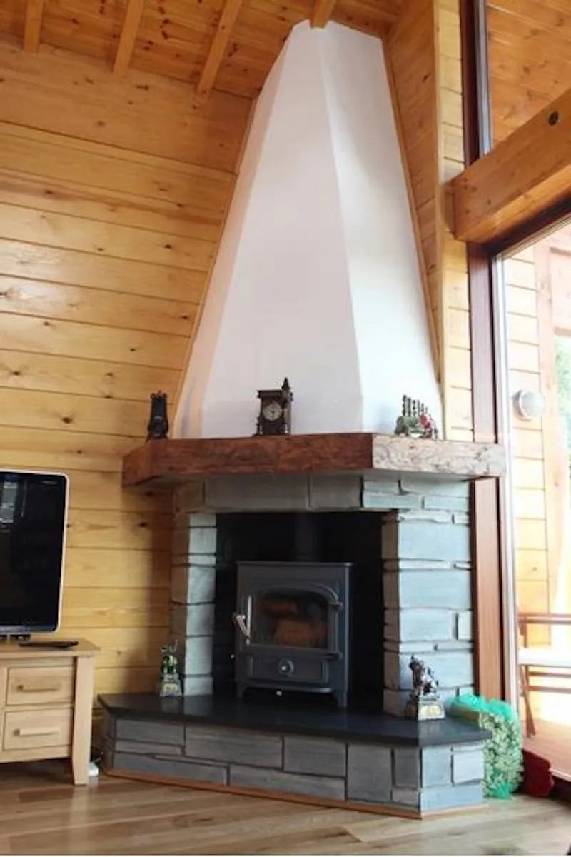 Fireplace at Film location C816 in Yorkshire (photo 7)