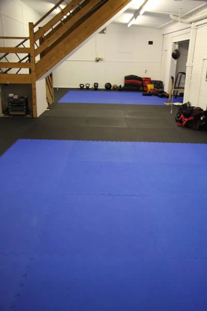 Gym & fitness studio in Barnet, Q55 (photo 4)