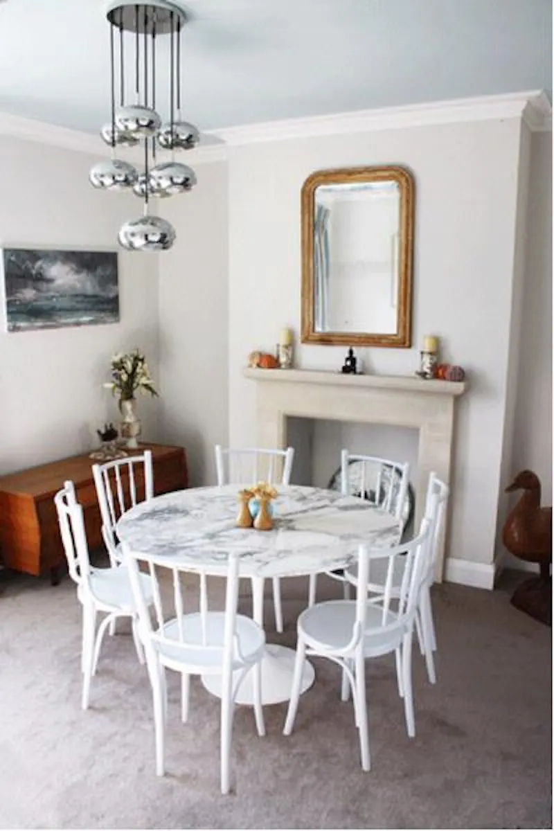 Dining room at Contemporary Bath home, A1272 (photo 3)